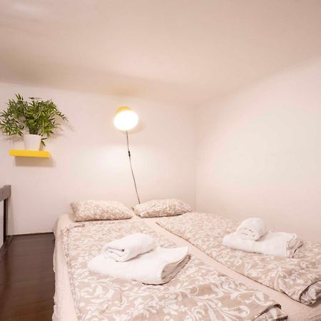 Quiet Cozy Apartment In Party Street E1 Budapest Eksteriør bilde
