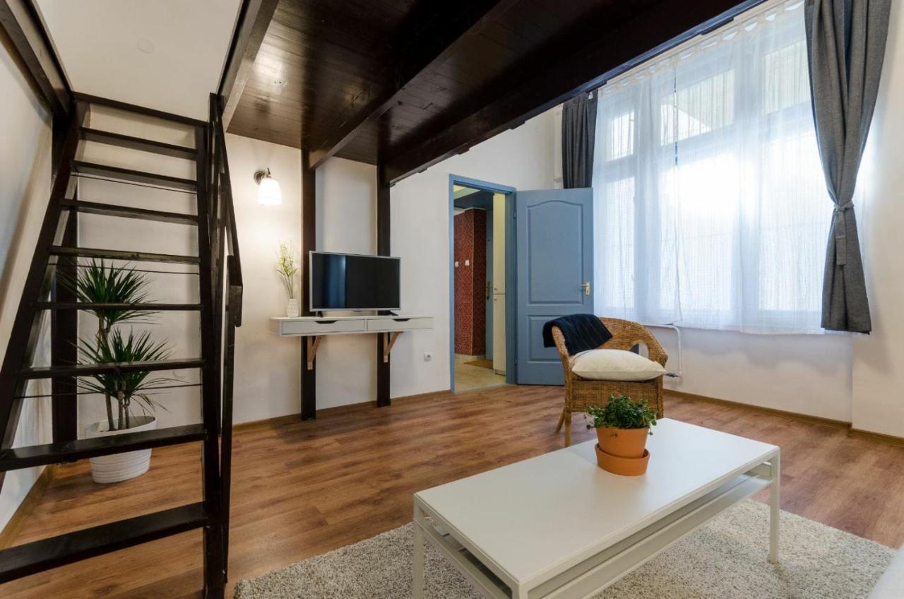 Quiet Cozy Apartment In Party Street E1 Budapest Eksteriør bilde